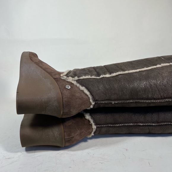 UGG Upper Leather & Genuine Sheep Skin Over The Knee Women Boot - Picture 10 of 12
